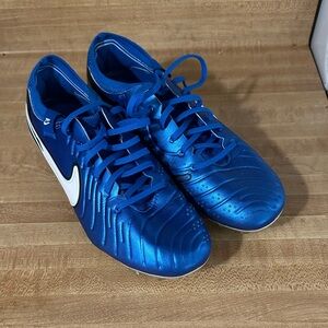 Nike Men's Tiempo Soft ground cleats
